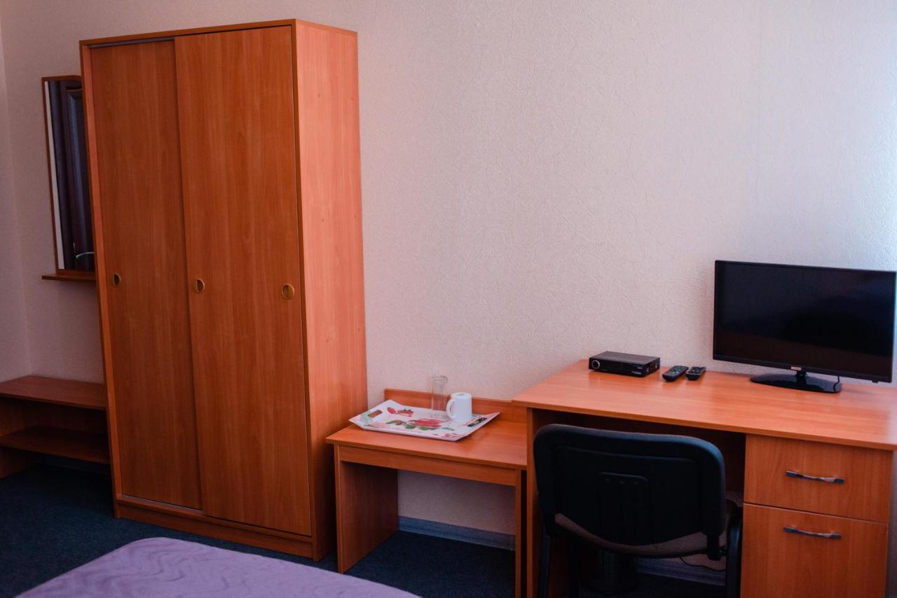 Vershnyk Čerkasy Esterno foto