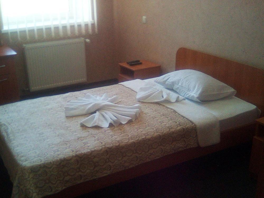 Vershnyk Čerkasy Esterno foto
