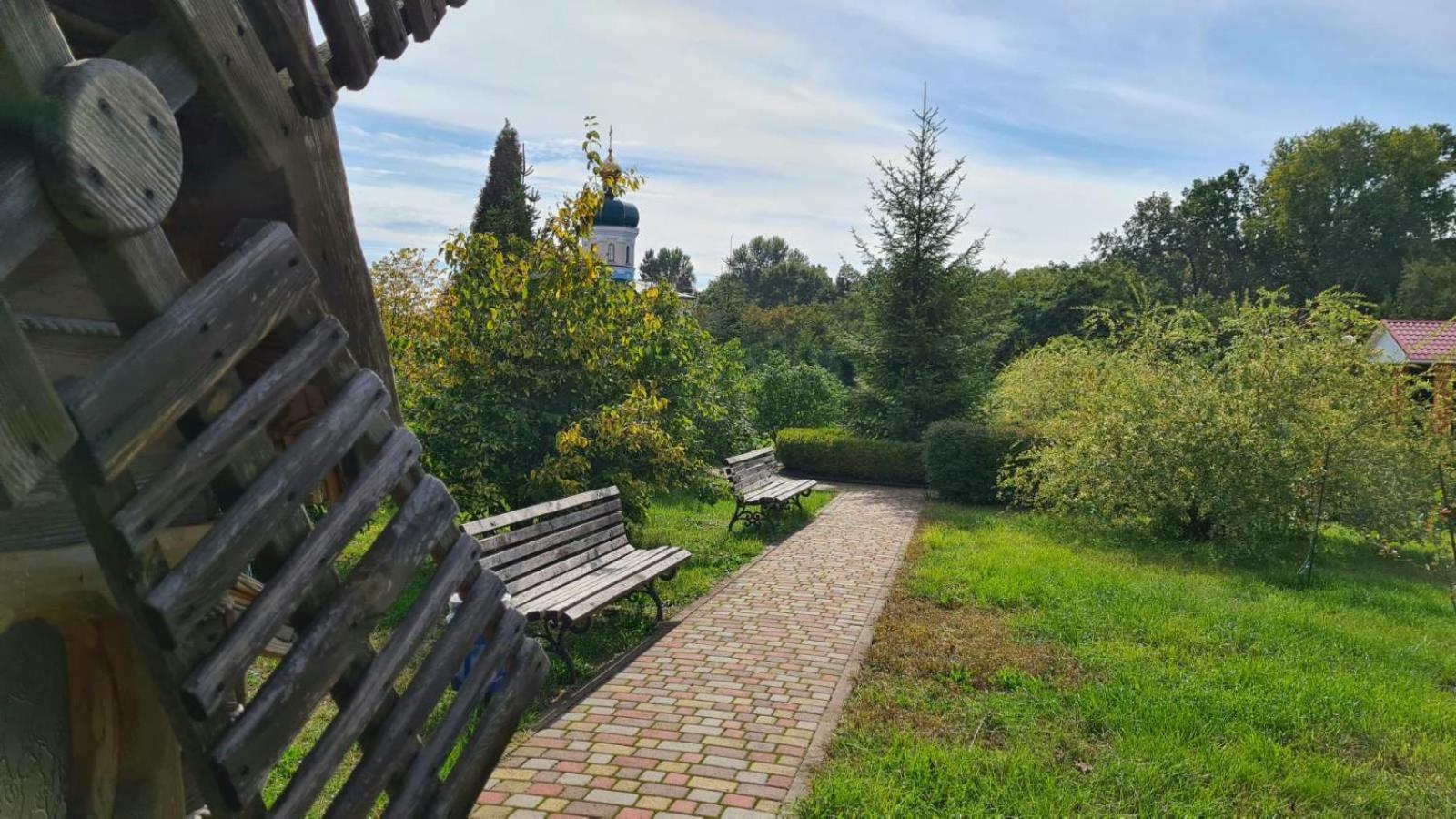 Vershnyk Čerkasy Esterno foto