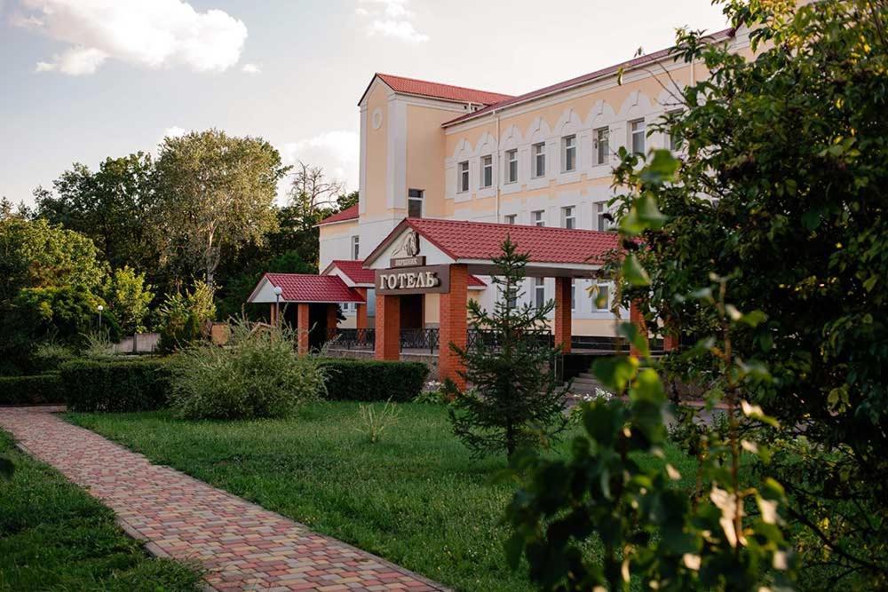 Vershnyk Čerkasy Esterno foto