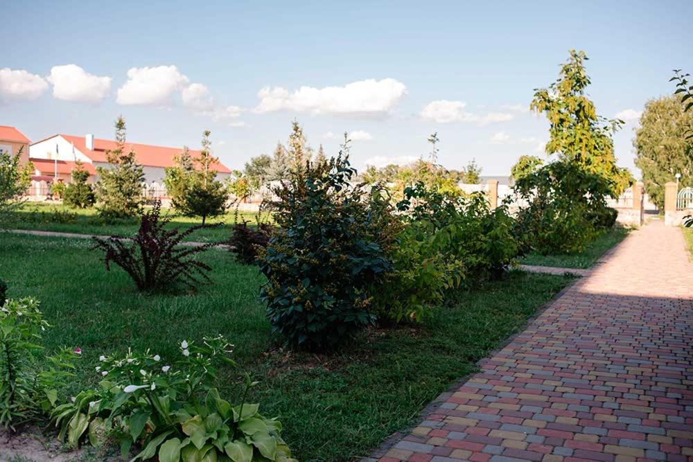 Vershnyk Čerkasy Esterno foto